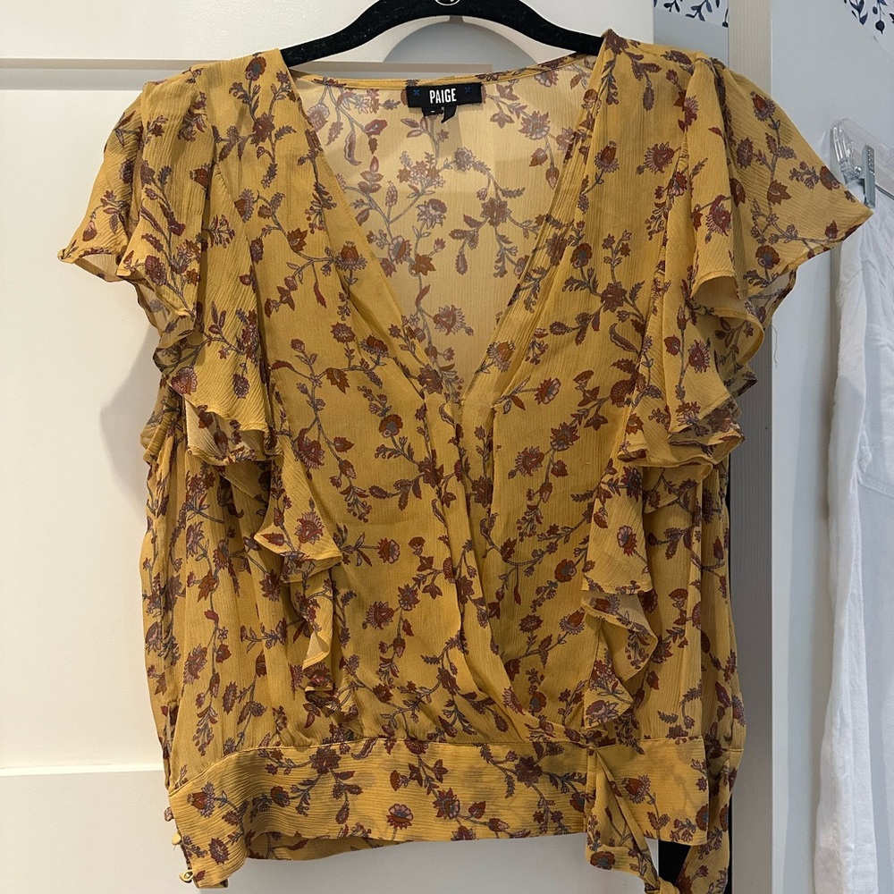 Paige blouse in yellow floral with ruffle sleeve.